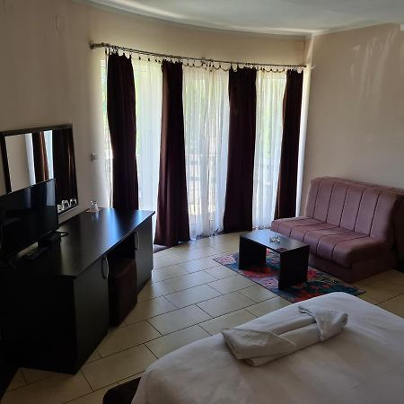 Vila Dincic Doo Veliko Gradiste Bagian luar foto