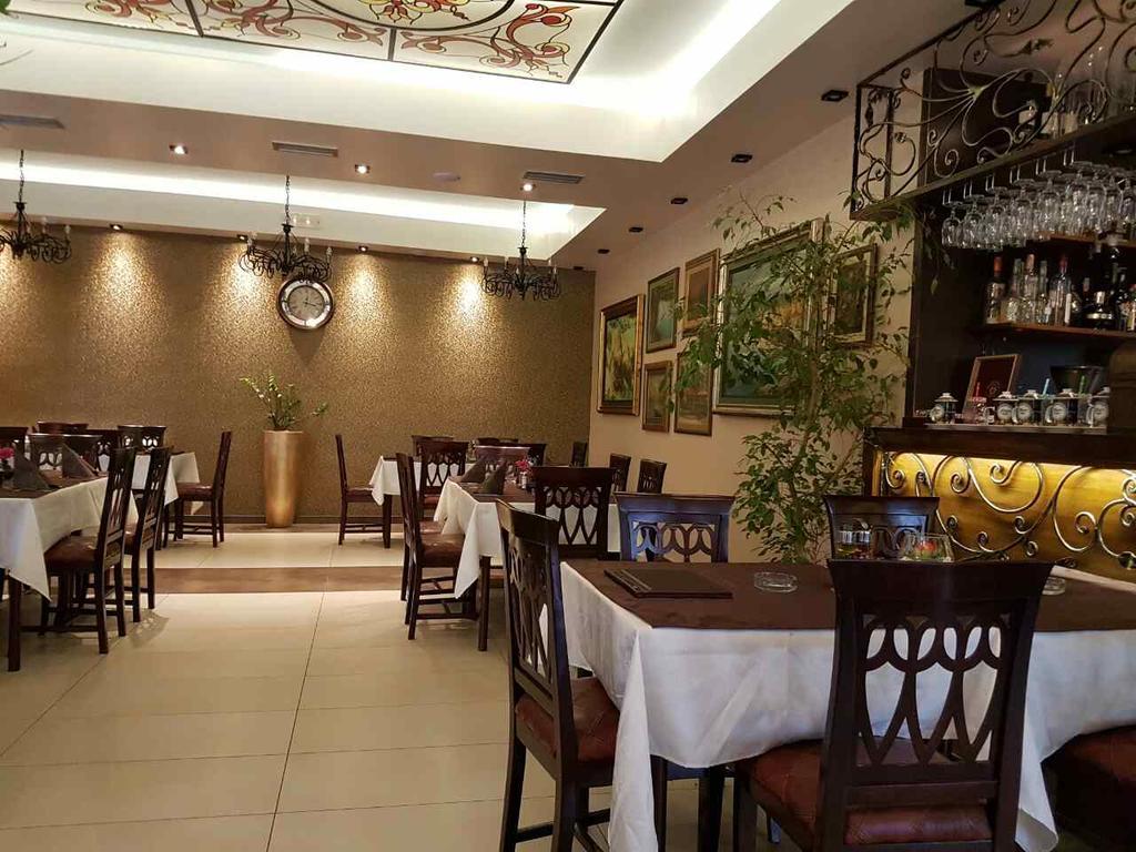 Vila Dincic Doo Veliko Gradiste Bagian luar foto